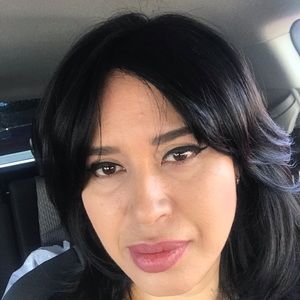 Meet your Posher, Gabriela